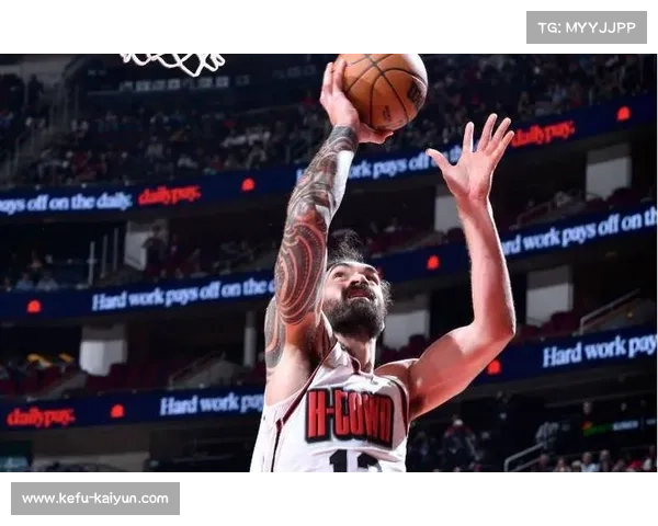 亚当斯篮板哲学回应质疑：一切掉落的球都属于我